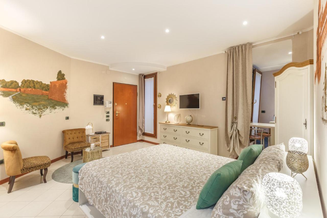 A Due Passi Dal Castello Daire Ferrara Dış mekan fotoğraf